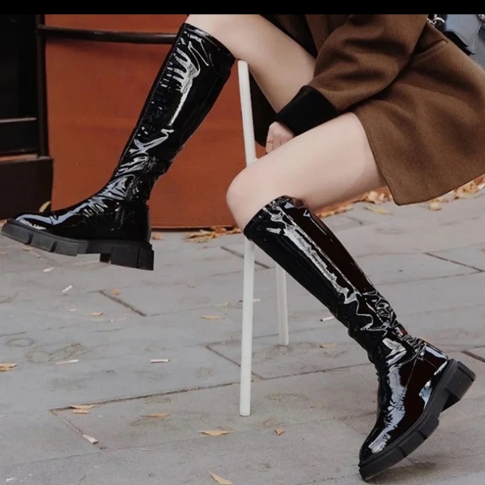 Zara Patent Leather Lug Soled Boots 👢